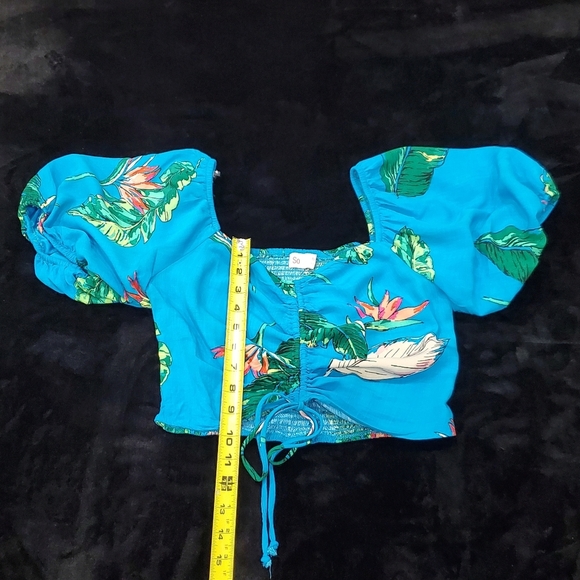 SO Tropical Floral Blue Puff Sleeve Top - Picture 8 of 8